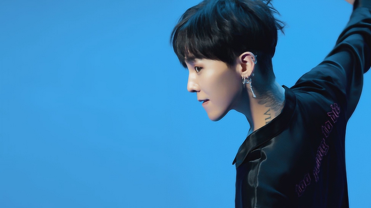 明星怎么评价权志龙(对于权志龙老师来说任何新鲜事物他都要尝试一下)