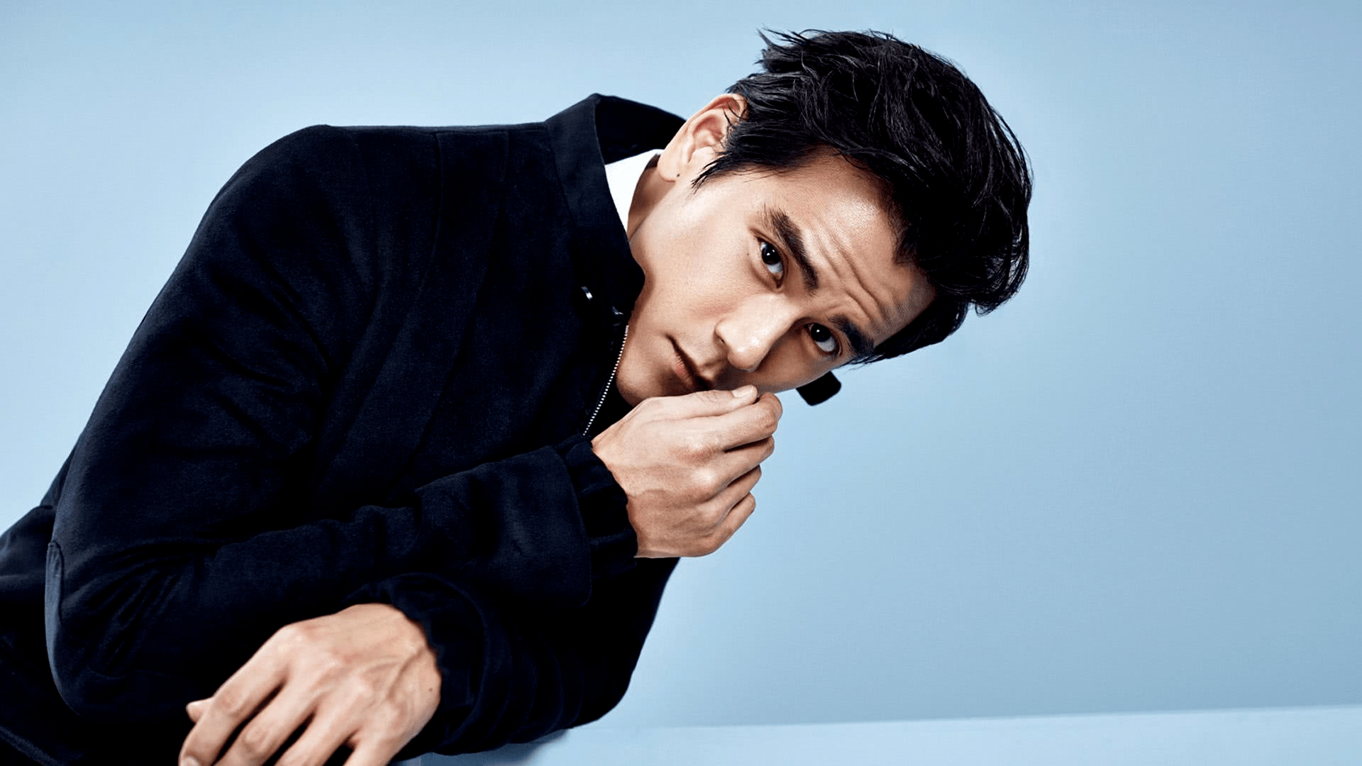 王宝强彭于晏郭富城三家腹肌显露(热衷健身一个个身材也都是好到爆炸)