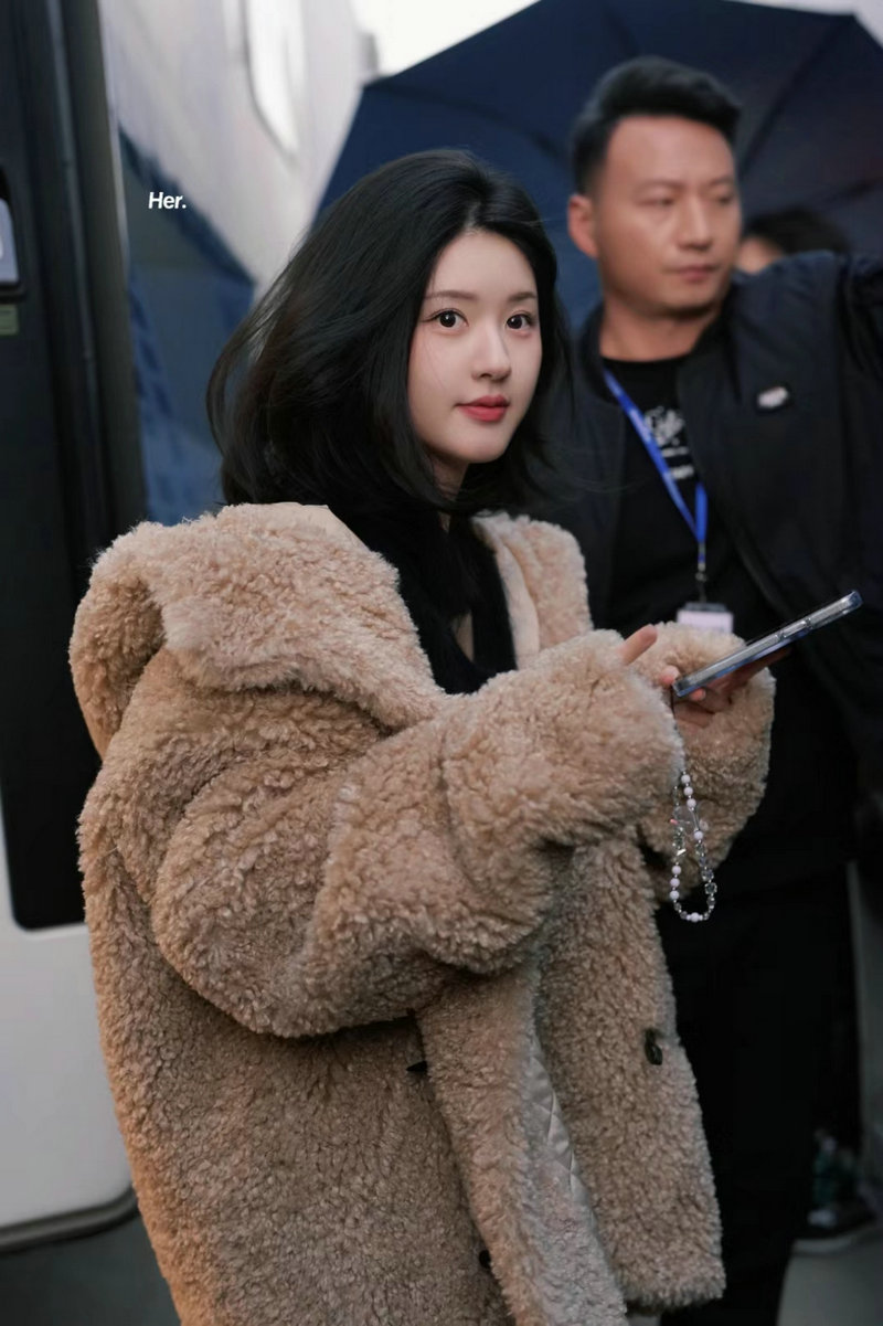 中国女篮今晚的比赛直播