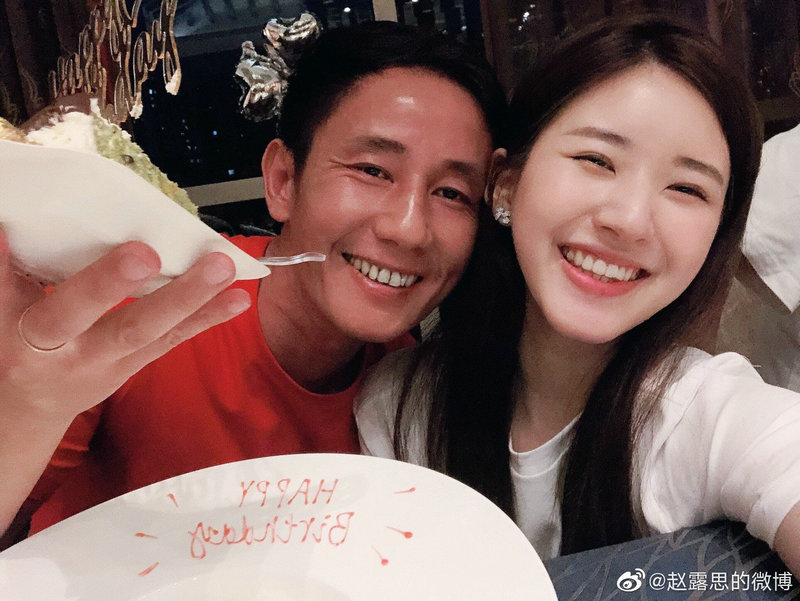 出世就逆天了 出世便无敌的小说