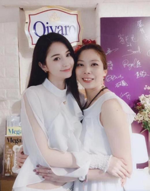 pour中文是什么