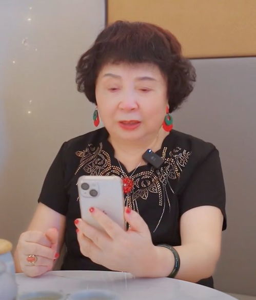 潘虹个人介绍 潘虹筒历 潘虹个人介绍 潘虹筒历